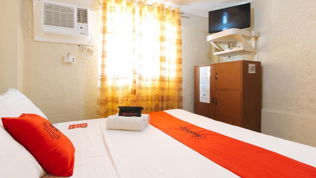 Reddoorz Plus At Lagoon Resort Zambales Olongapo Exterior foto
