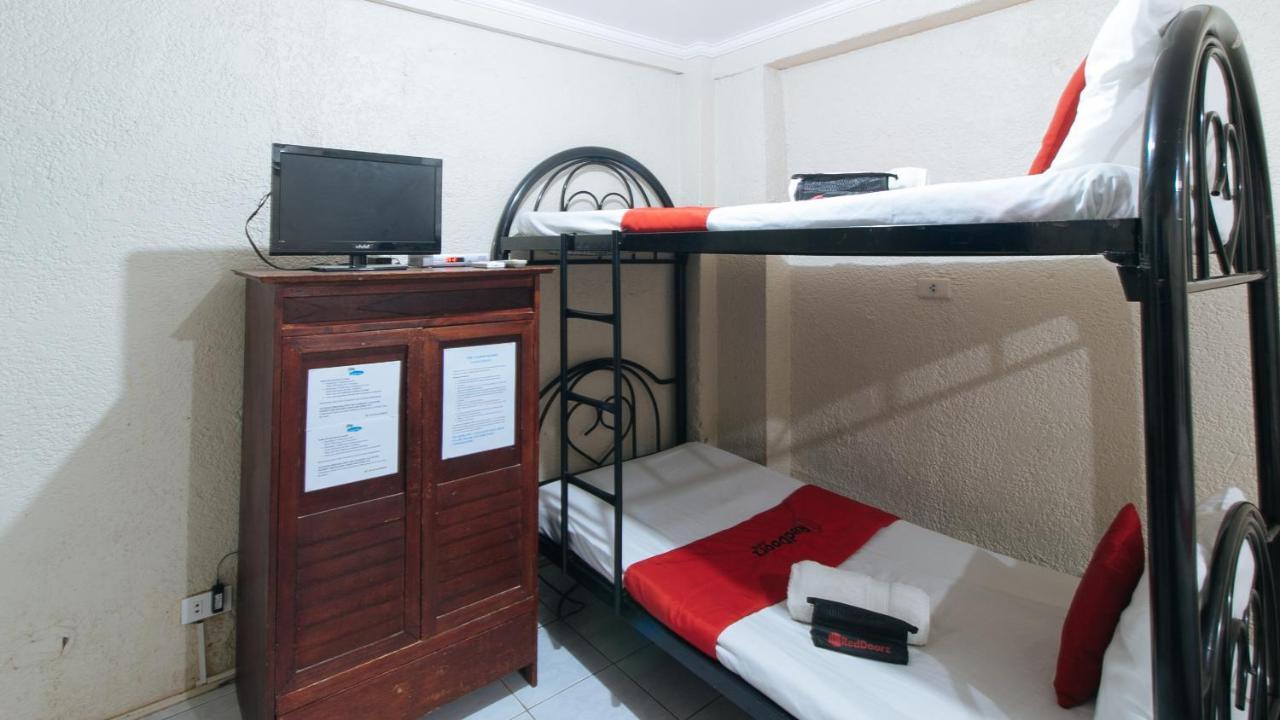 Reddoorz Plus At Lagoon Resort Zambales Olongapo Exterior foto