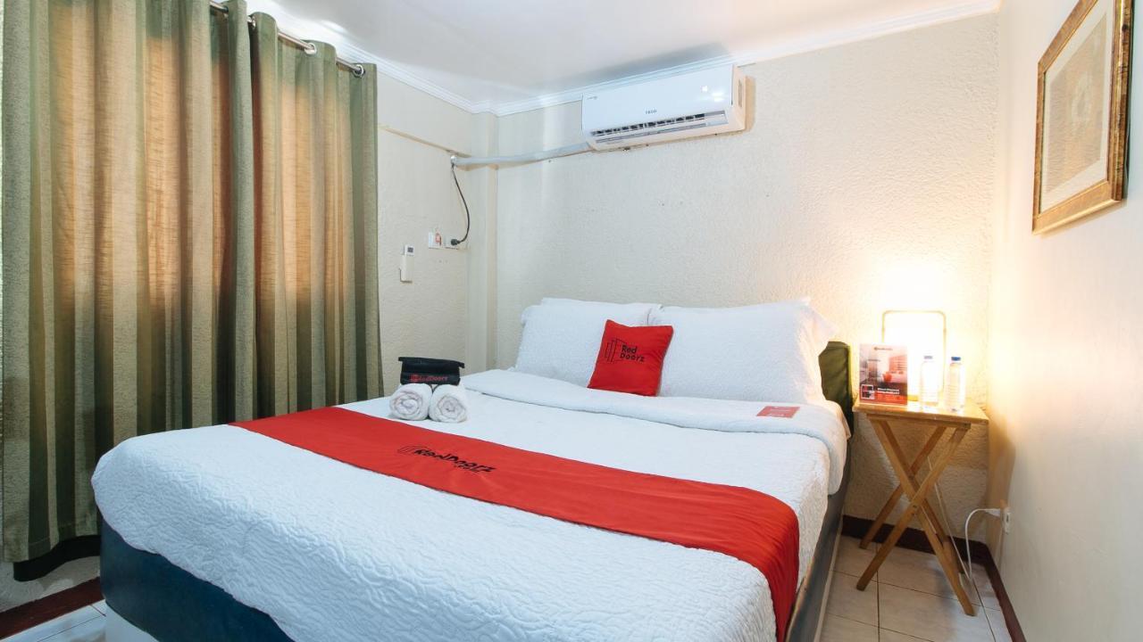 Reddoorz Plus At Lagoon Resort Zambales Olongapo Exterior foto
